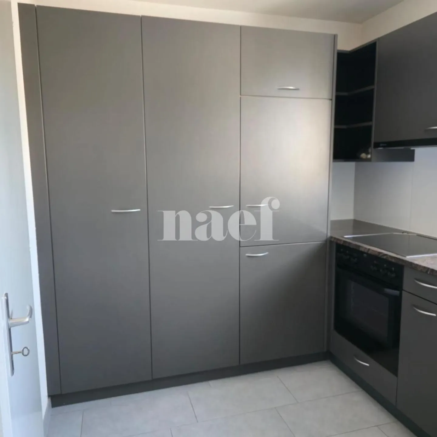 Appartement Charmant avec Vue sur la Campagne - Photo 5 sur 7