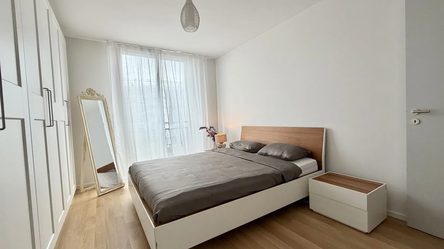 Exclusive 5.5 room luxury apartment in a prime location in Derendingen - Photo 5 of 13