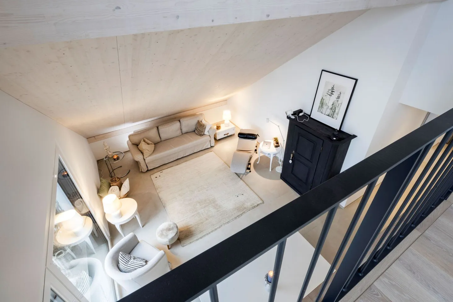 Exclusive Living Oasis - Living with Style and Views - Photo 3 of 16