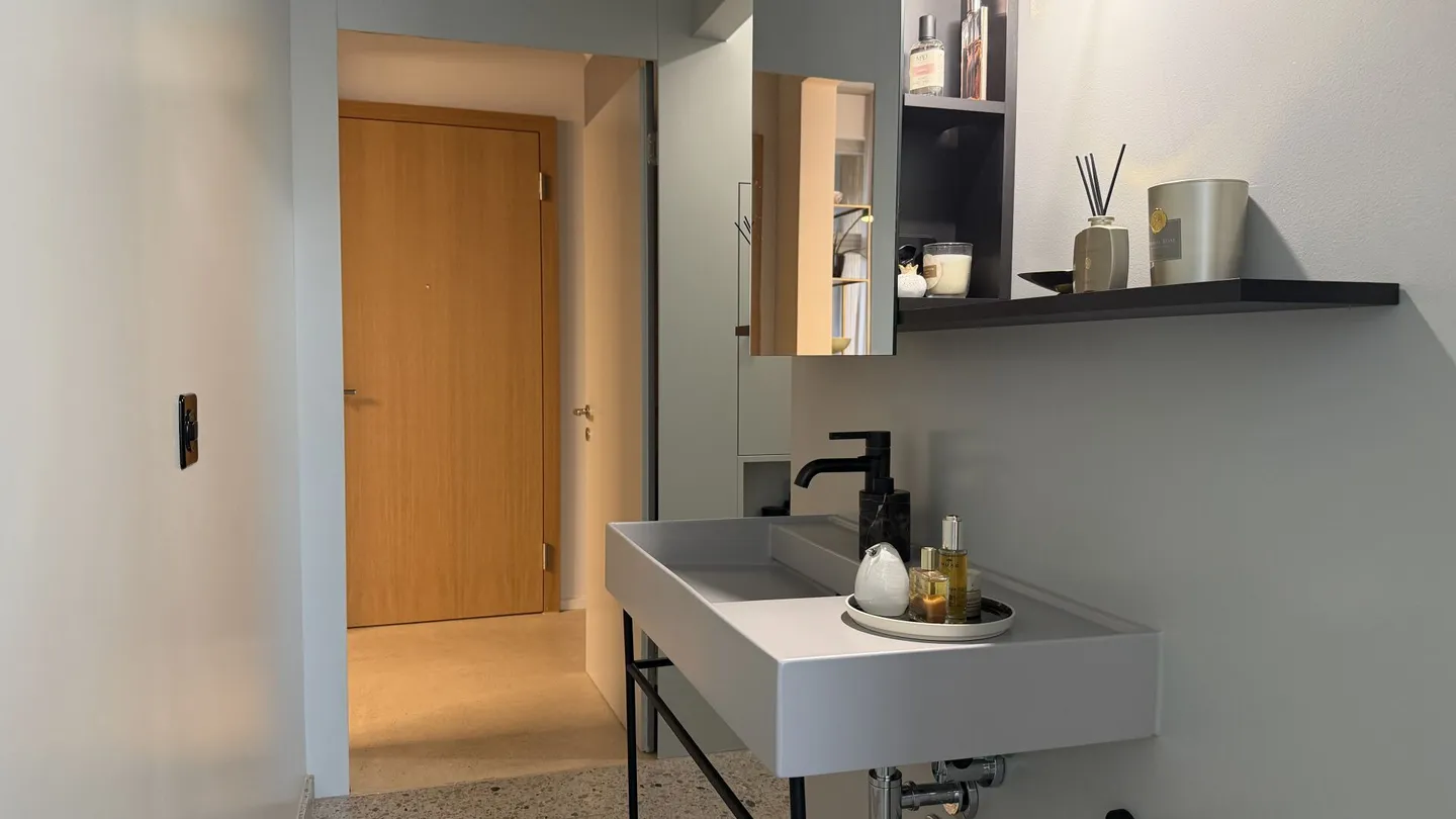 Exclusive 5.5 room luxury apartment in a prime location in Derendingen - Photo 9 of 13