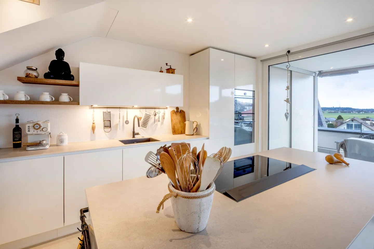 Exclusive Living Oasis - Living with Style and Views - Photo 8 of 16