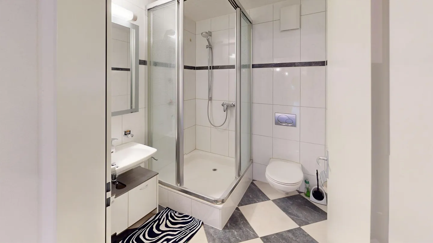 Helle 4-Zimmer-Wohnung in Dietlikon - Foto 4 von 13