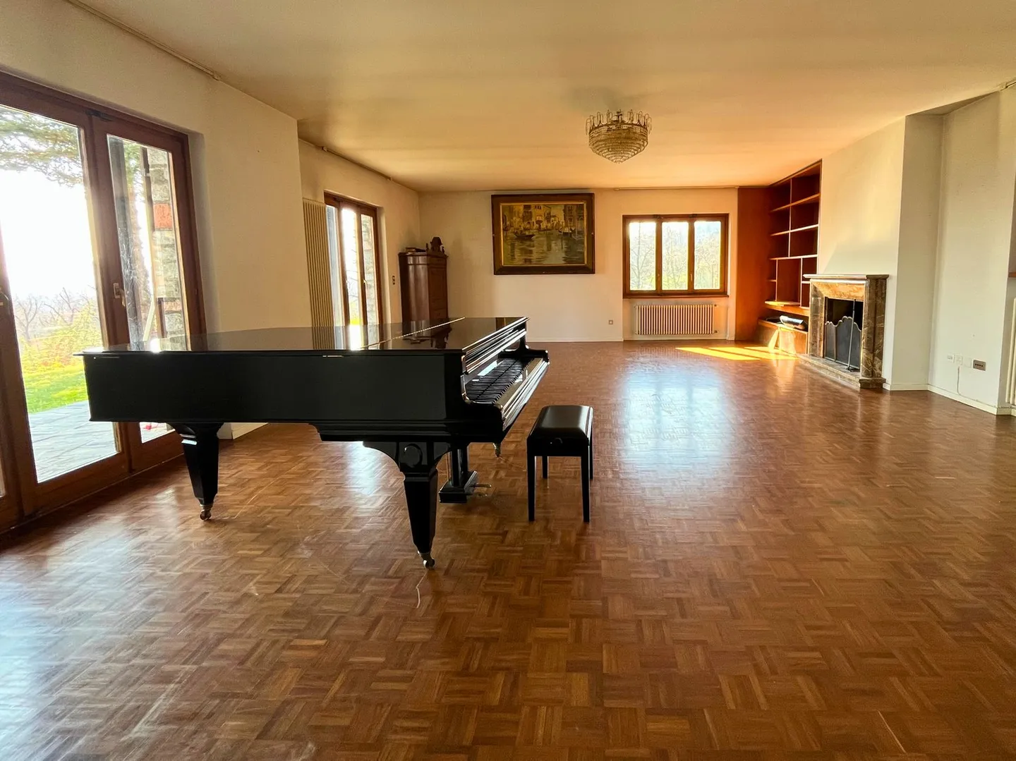 Prachtvolles Zweifamilienhaus mit Pool und freier Sicht – Besazio - Foto 12 von 18