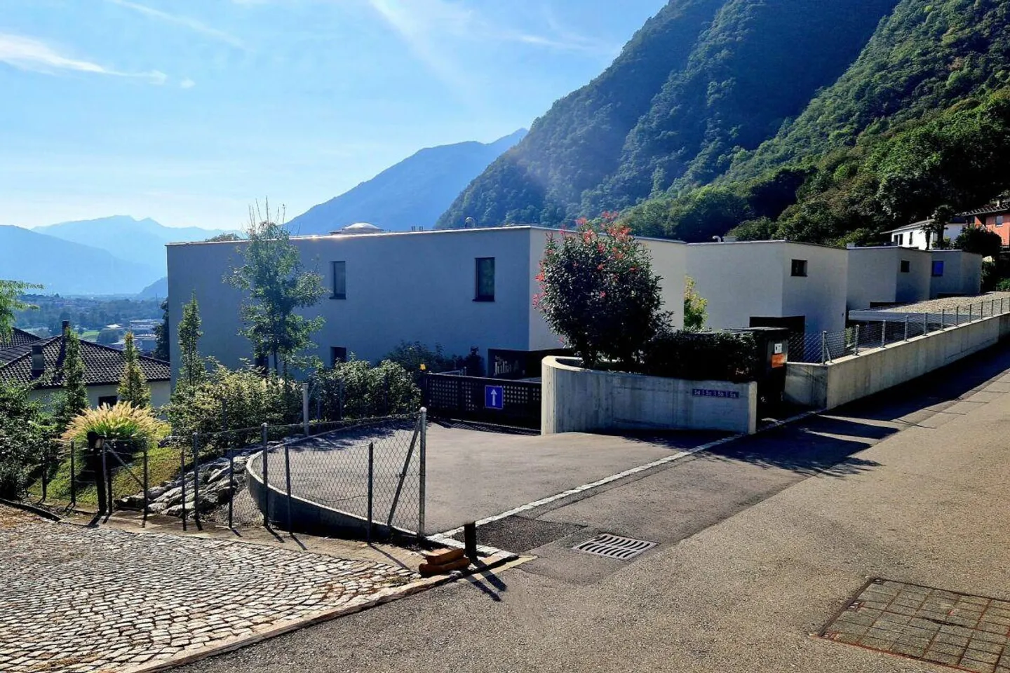 Nouvel appartement de 4,5 pièces avec jardin et vue - Photo 7 sur 7