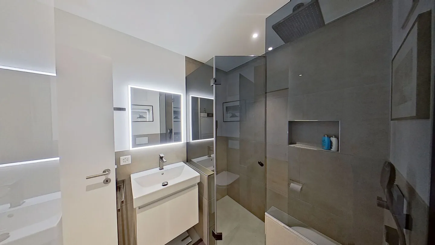 Stylische voll ausgestattete Wohnung im Zentrum - Foto 7 von 15