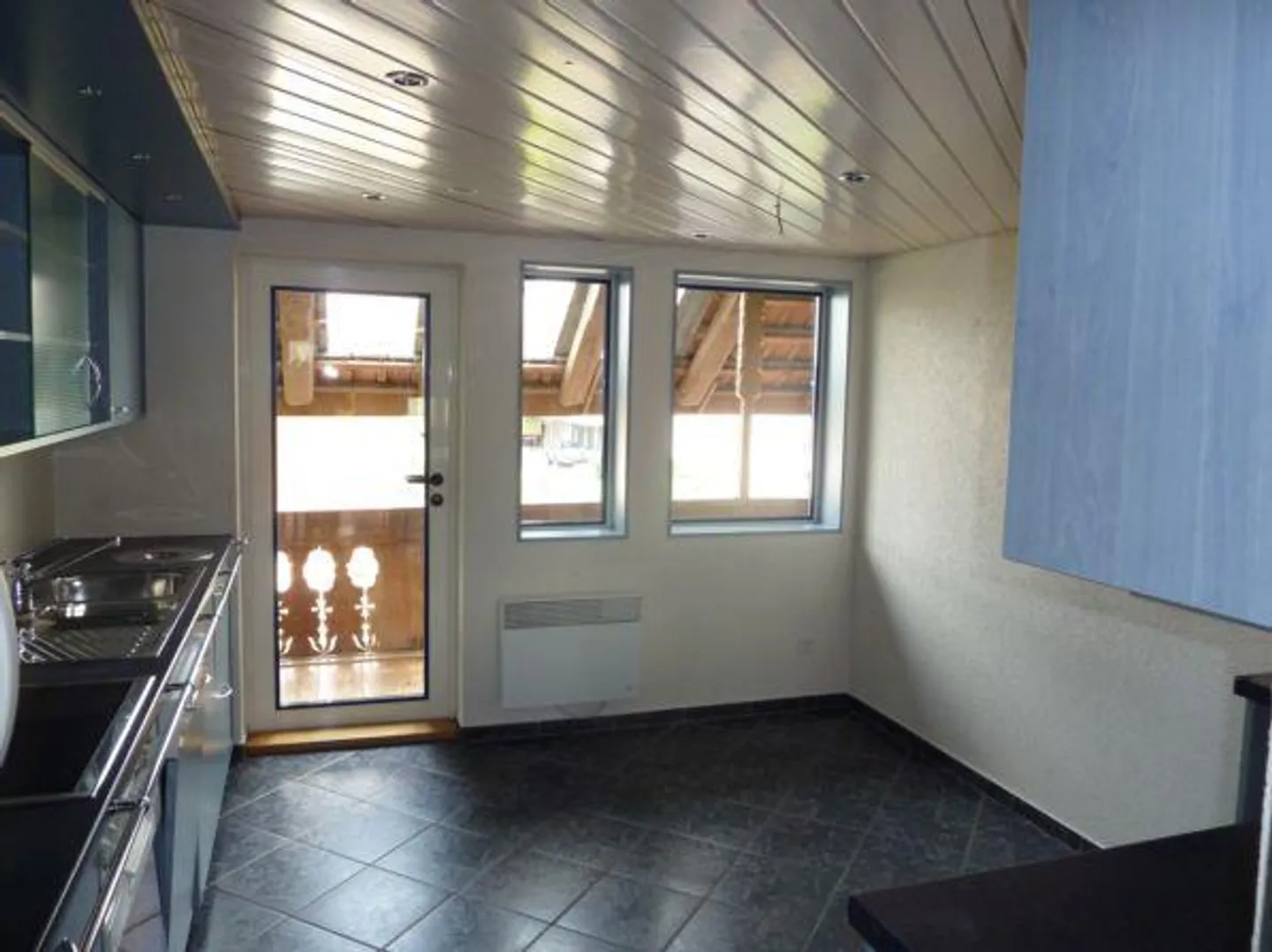 Appartement lumineux et confortable dans un endroit calme - Photo 3 sur 6