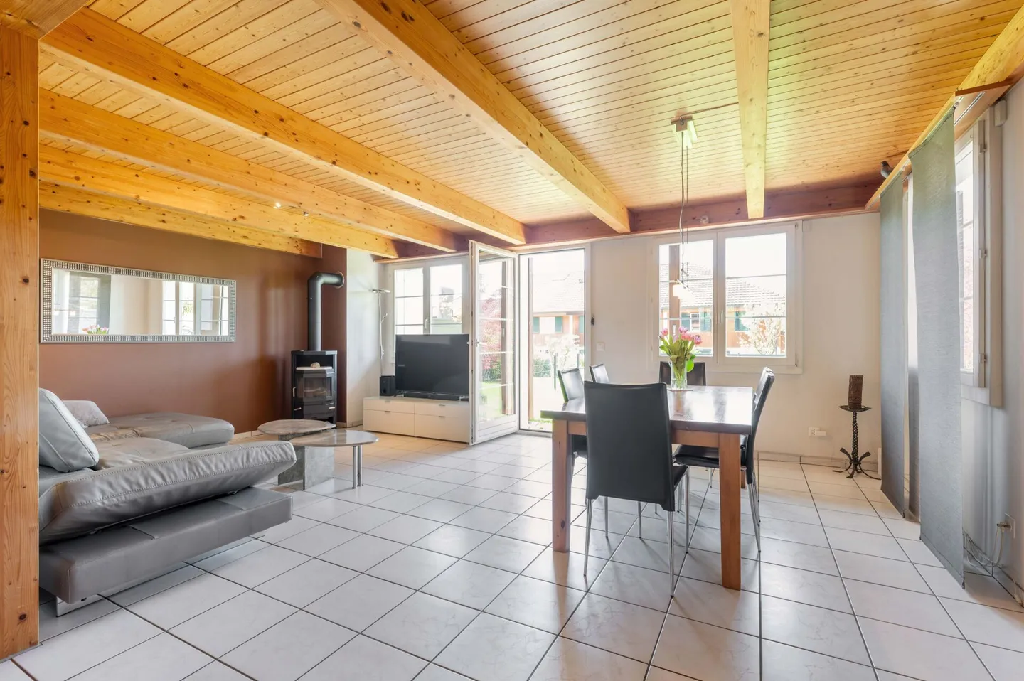 Familienhaus in ruhiger Lage - Foto 4 von 10