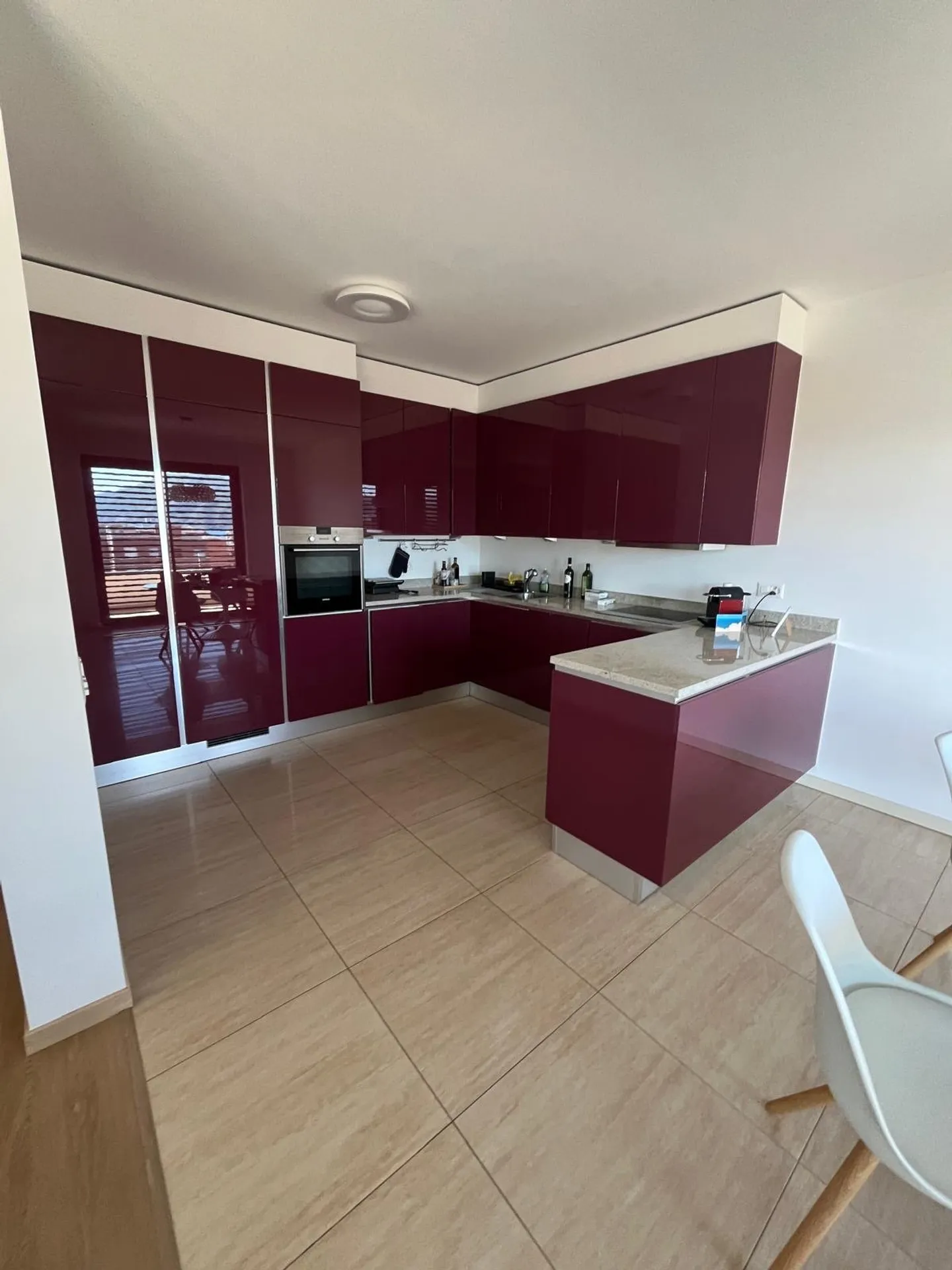 VIGANELLO - PENTHOUSE MODERNE À LOUER, 4.5 CHAMBRES - Photo 3 sur 11