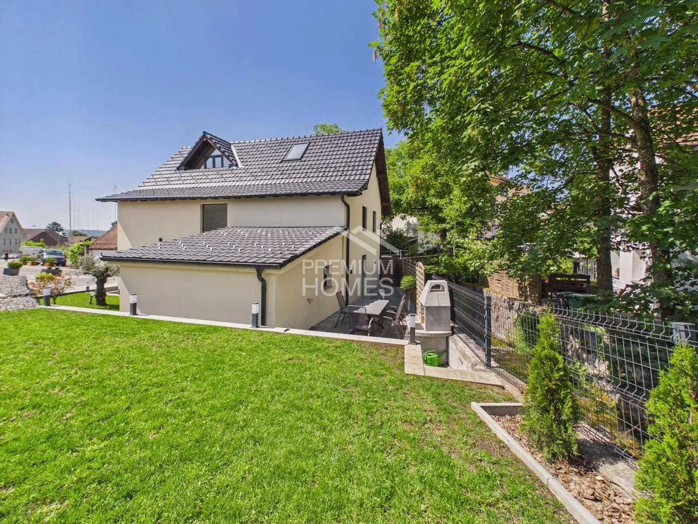 Charmantes Freistehendes Einfamilienhaus - Foto 12 von 13
