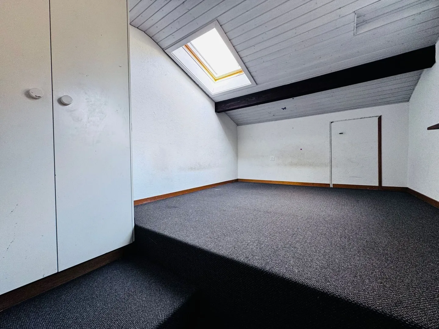 Appartamento 5.5 stanze con balcone e giardino condiviso - Foto 7 di 10