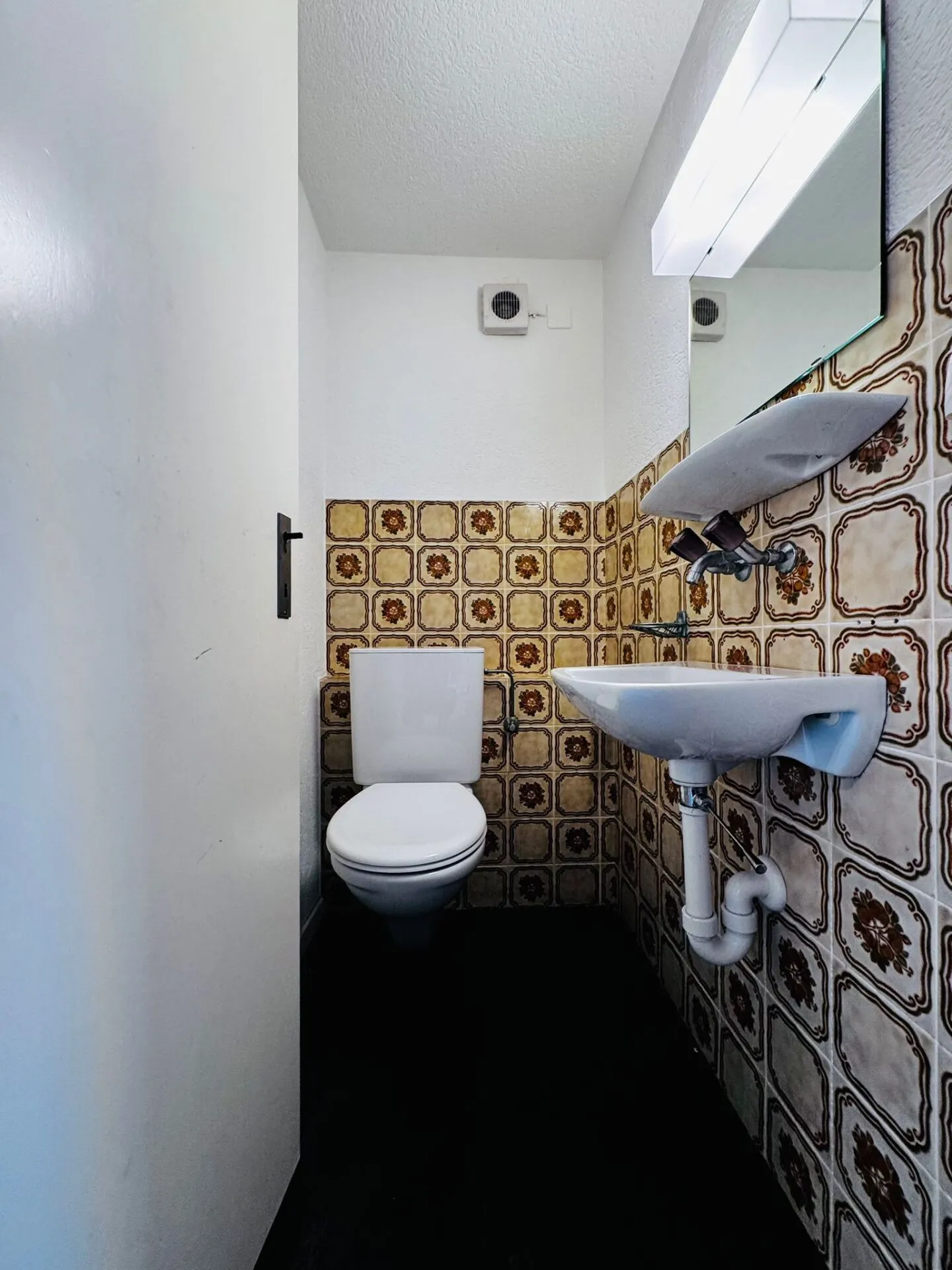 Appartamento 5.5 stanze con balcone e giardino condiviso - Foto 8 di 10