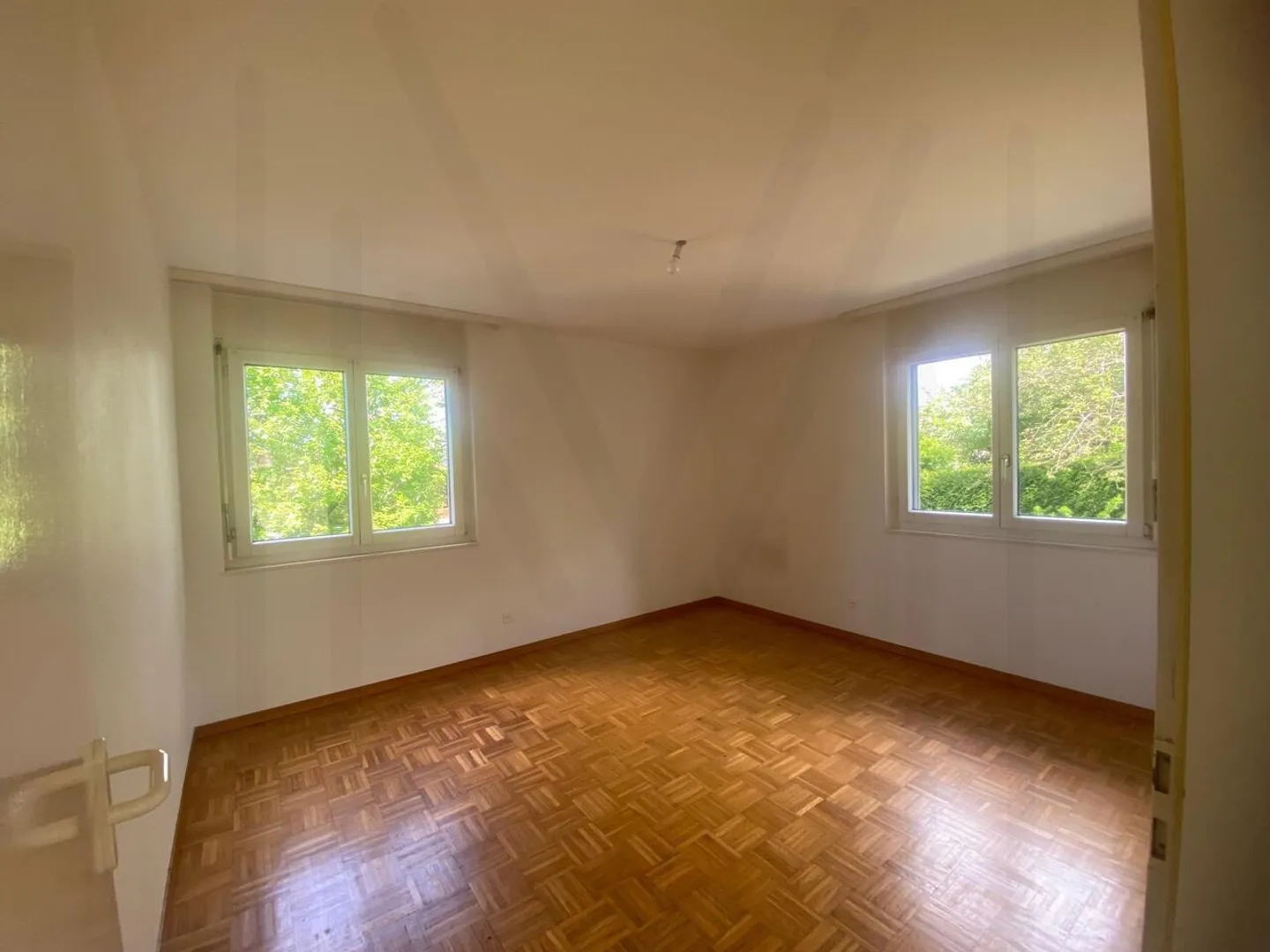 4,5-Zimmer-Wohnung im Gartengeschoss, ruhig, Ihr zukünftiges Zuhause - Foto 7 von 10