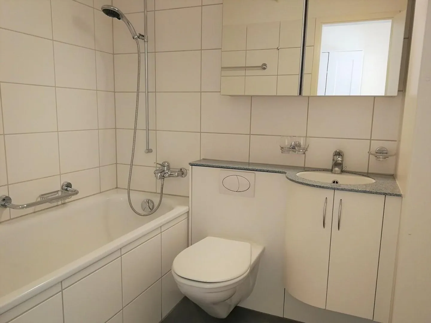 Appartamento 1 stanza con balcone esposto a sud con vista sul G... - Foto 4 di 4