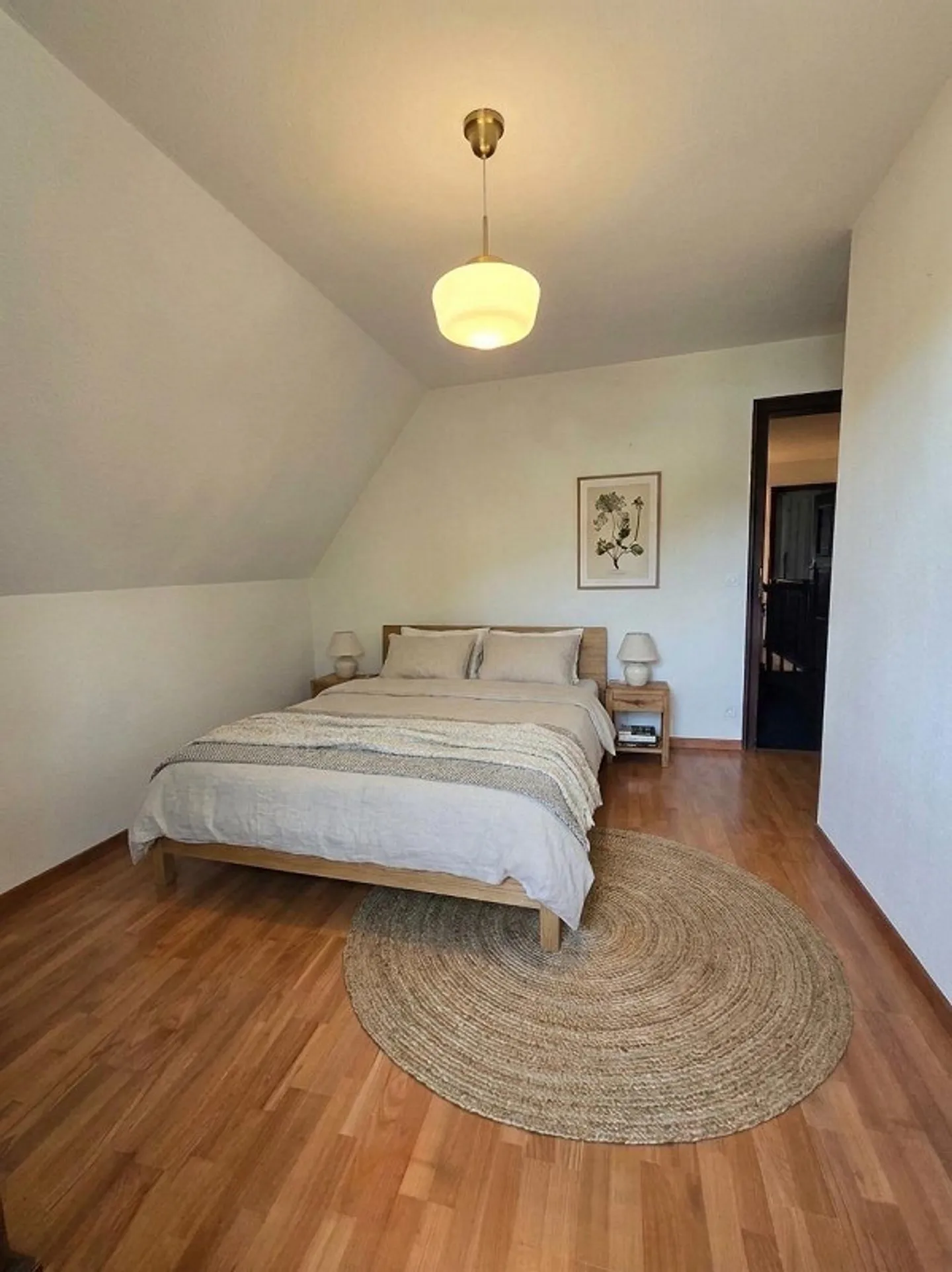 Elegante casa di campagna di 7 1/2 stanze con molto spazio e vista lontana - Foto 8 di 13