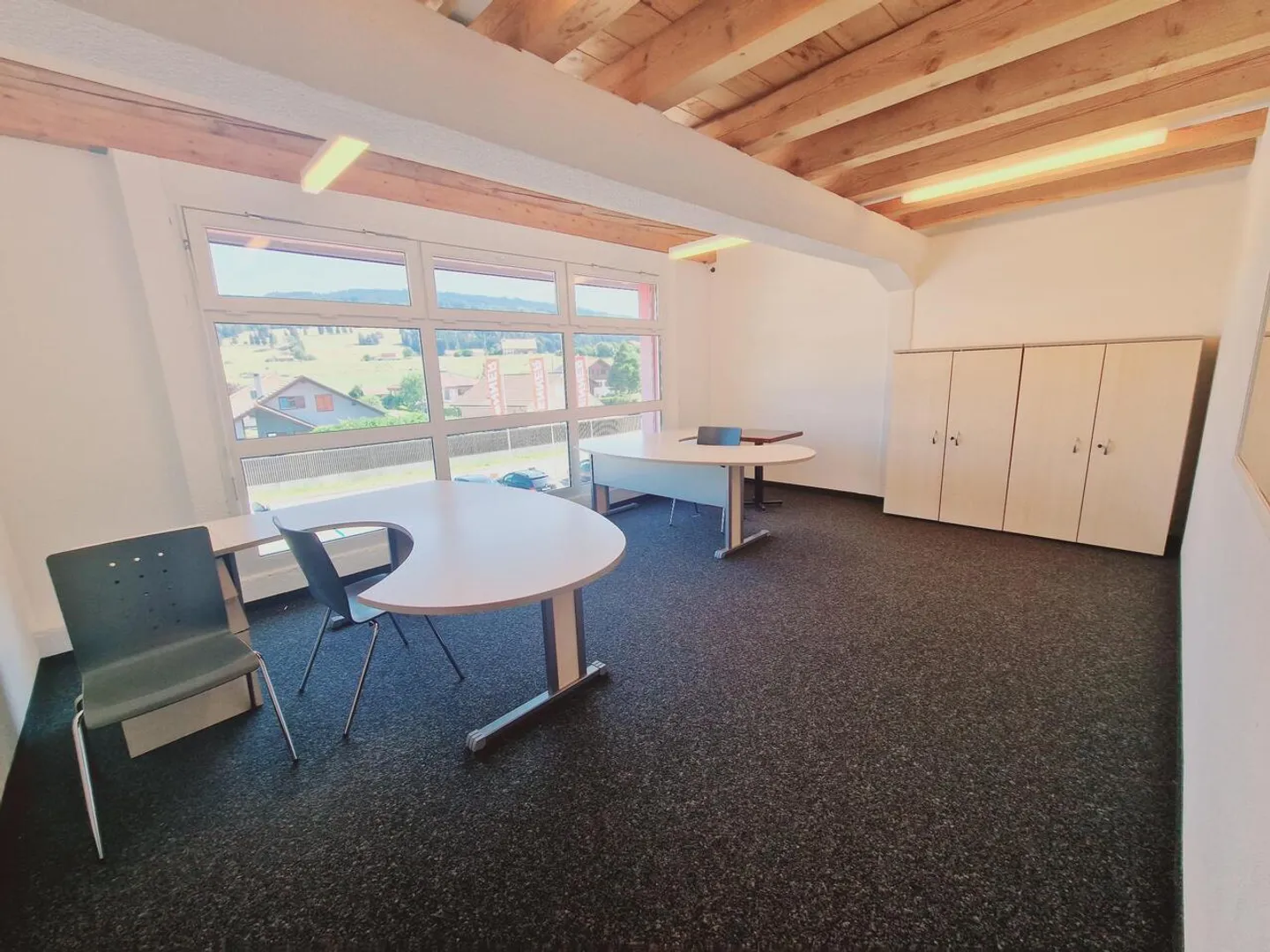Bürofläche mit tollen Annehmlichkeiten - Foto 1 von 6