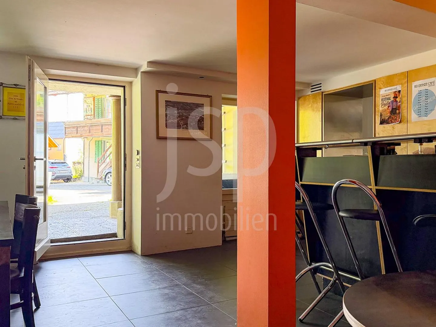 Unique property in Jegenstorf with development potential - Photo 7 of 27