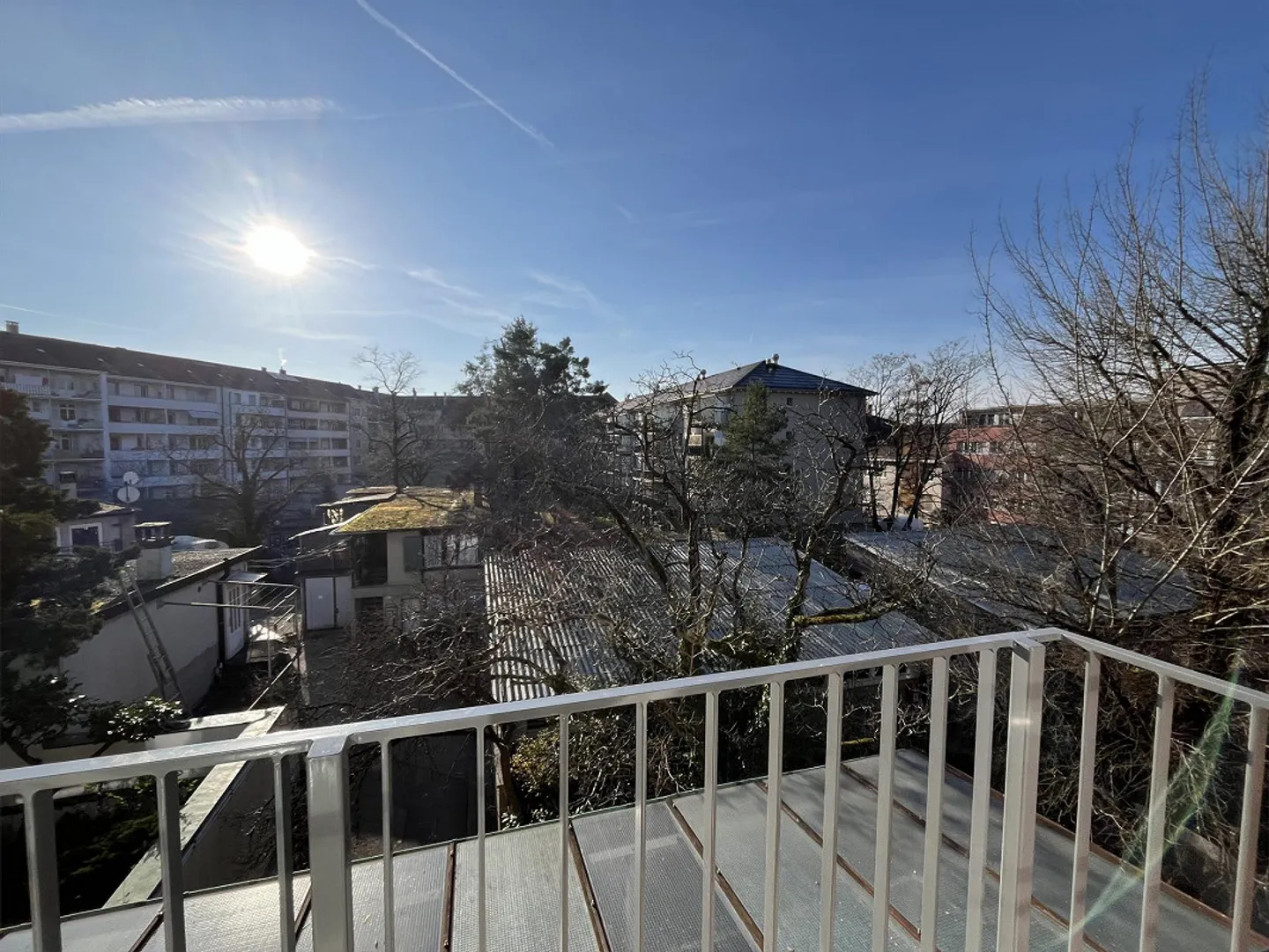 Spacious, stylishly renovated 4.5-room apartment with fireplace - Photo 5 of 18