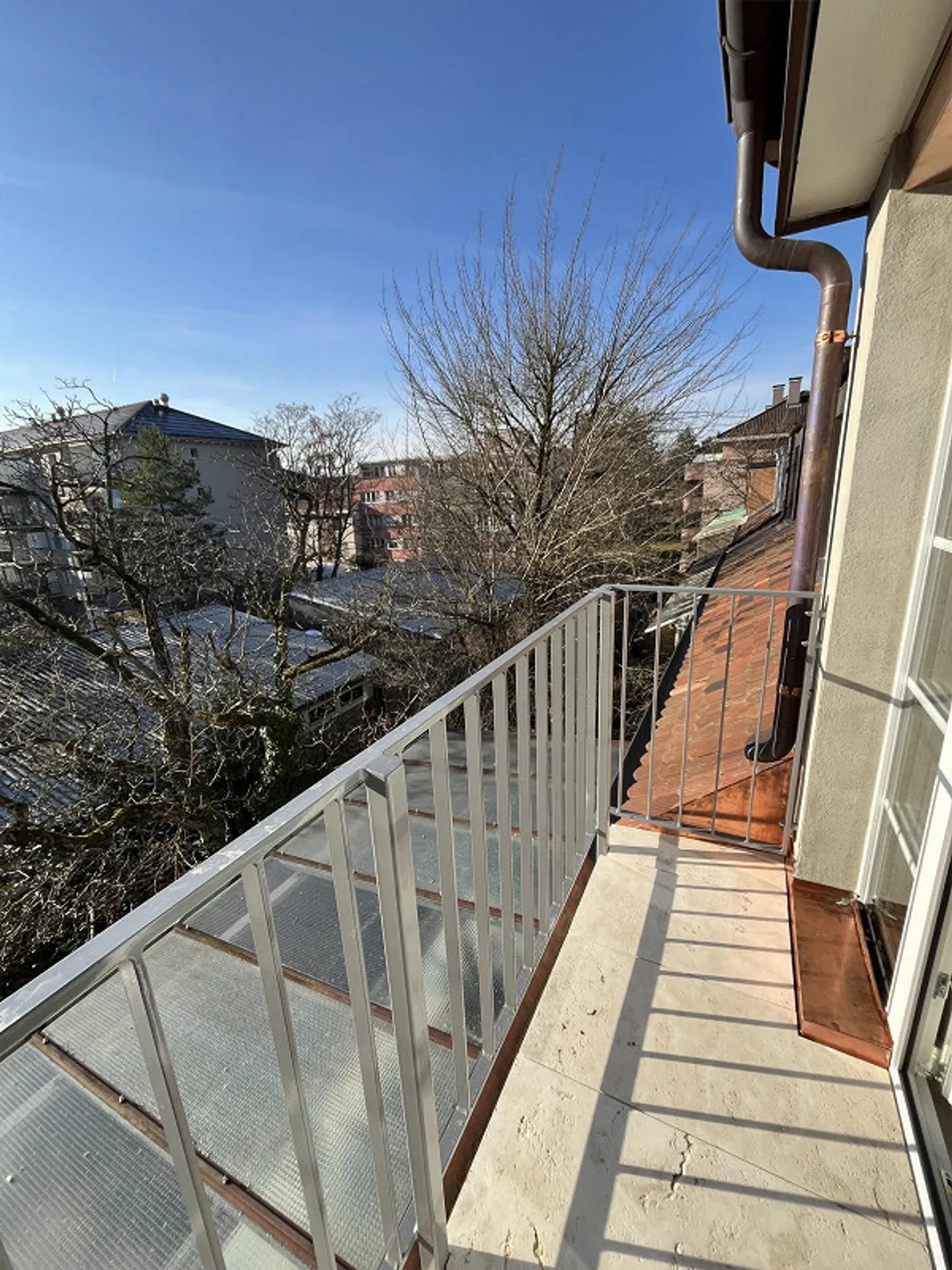 Spacious, stylishly renovated 4.5-room apartment with fireplace - Photo 6 of 18