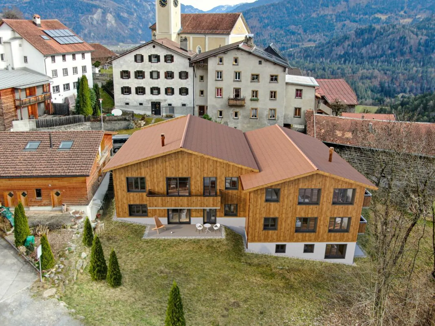 Progetto di nuova costruzione approvato con 7 unità abitative in una posizione attraente a Trin Dorf - Foto 1 di 4
