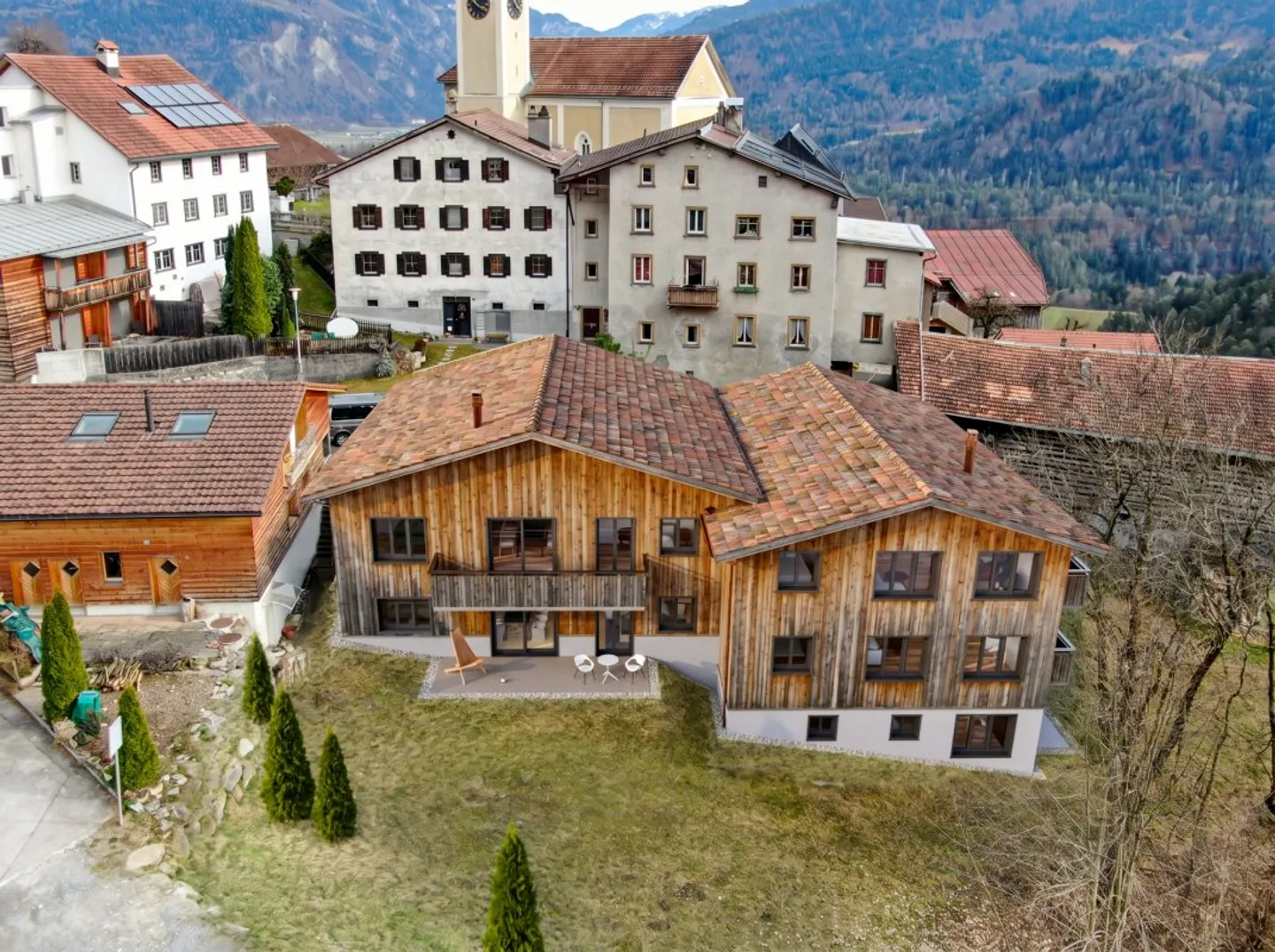 Progetto di nuova costruzione approvato con 7 unità abitative in una posizione attraente a Trin Dorf - Foto 2 di 4