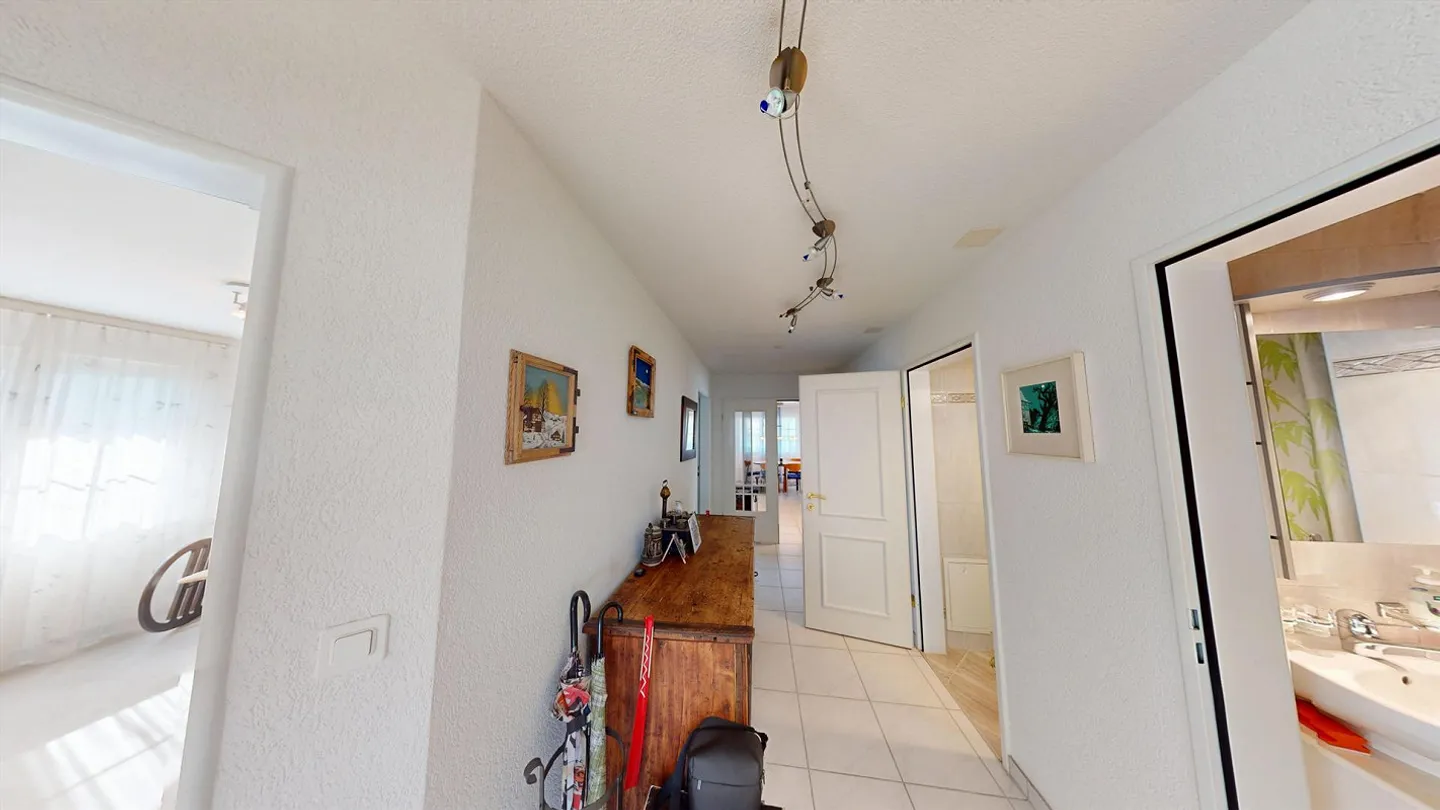 Appartement spacieux 5.5 pièces - Photo 7 sur 13