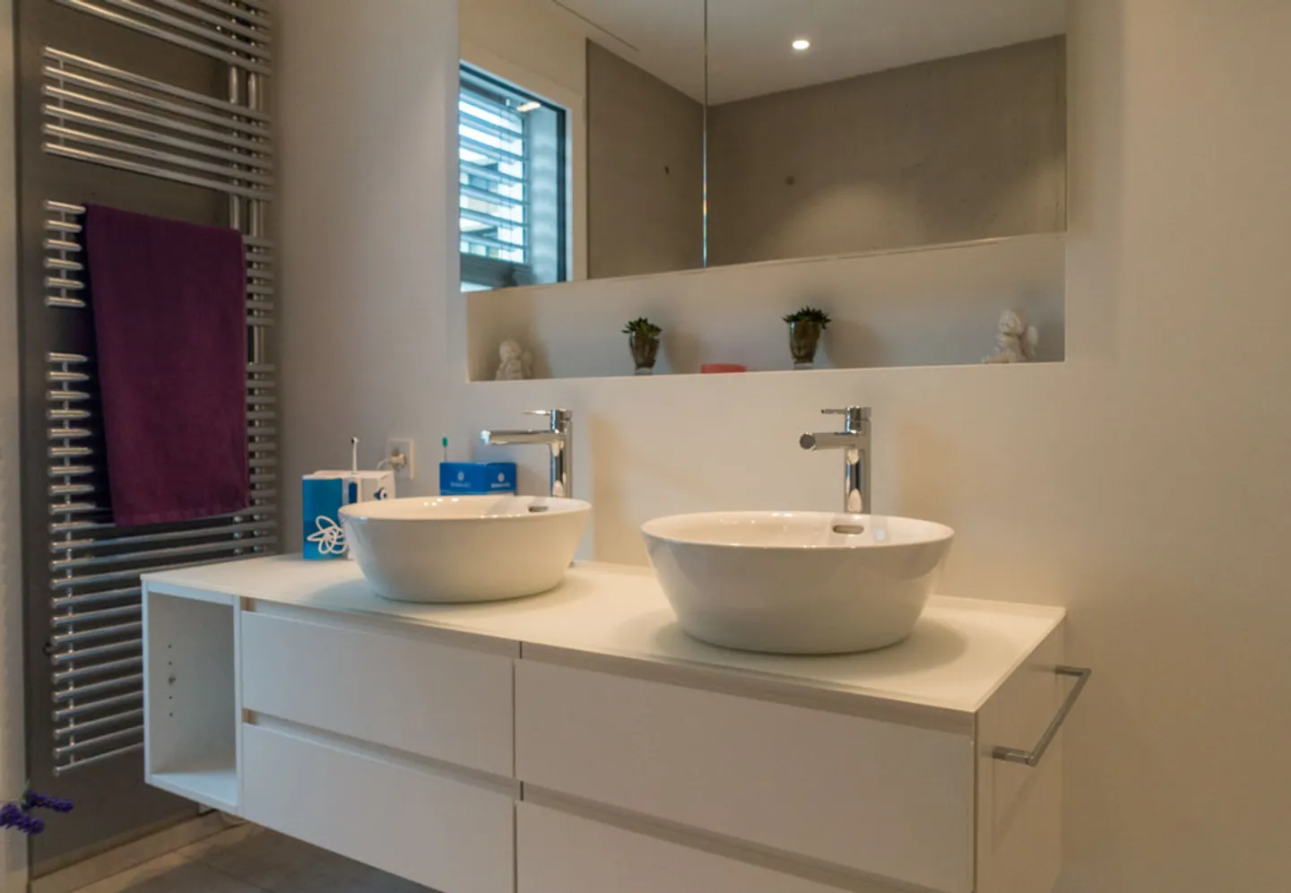 Exclusive Family Apartment in the Rastenhoschet Development - Photo 6 of 10