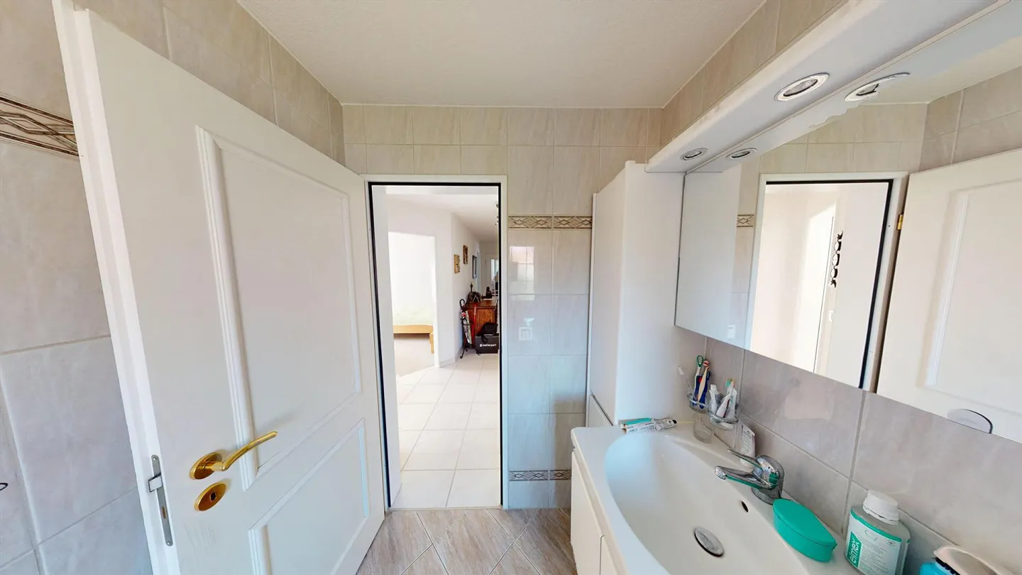 Appartement spacieux 5.5 pièces - Photo 10 sur 13