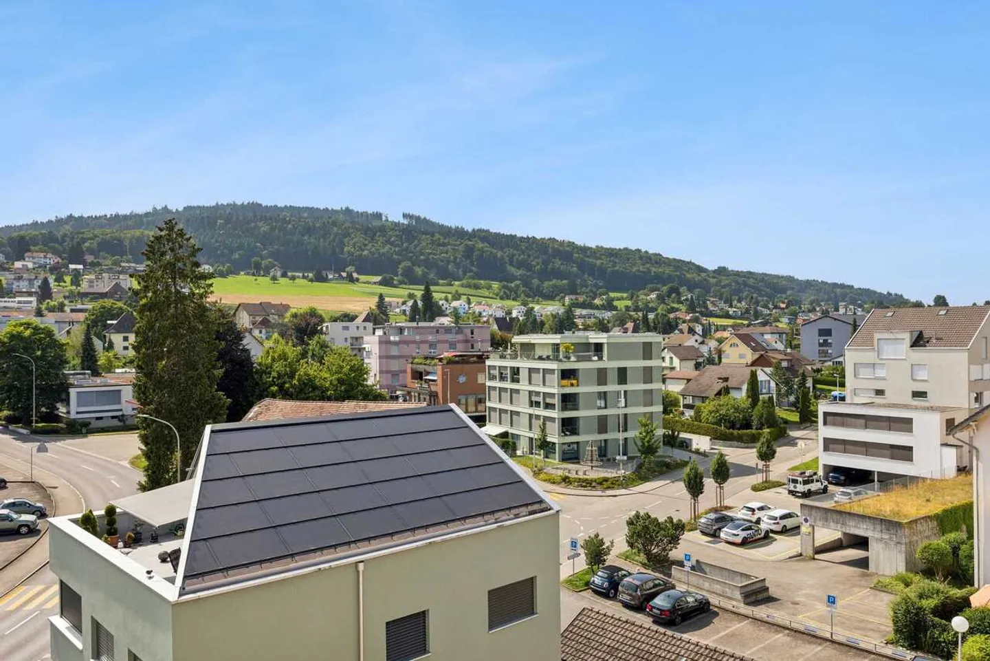 Appartamento duplex di 5,5 stanze con charme: il tuo sogno abitativo su due livelli - Foto 11 di 13