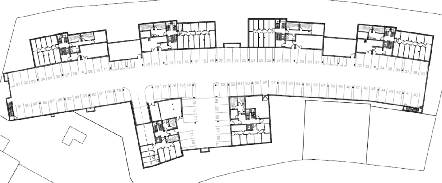 Tiefgaragenplätze ab sofort zu vermieten - Foto 2 von 2