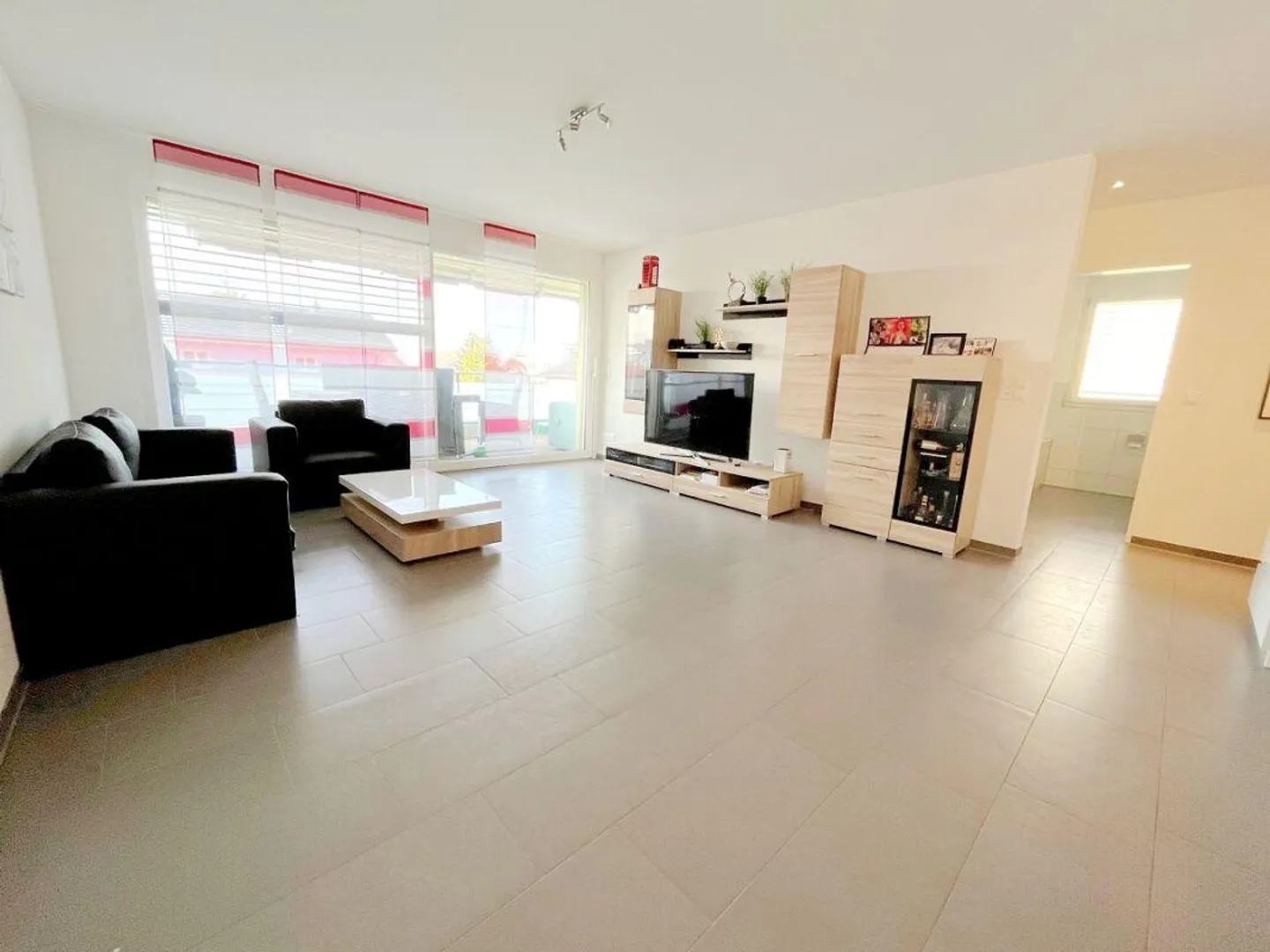 Appartamento moderno nel centro di Beringen - Foto 2 di 8