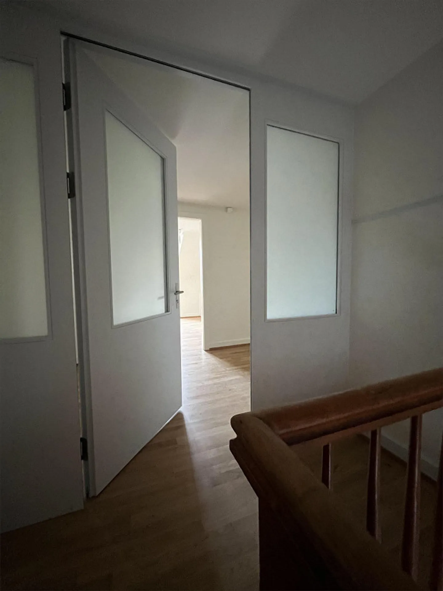 Spacious, stylishly renovated 4.5-room apartment with fireplace - Photo 16 of 18