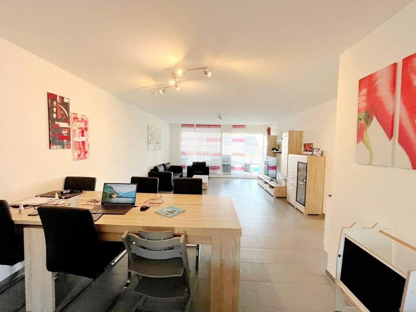 Appartamento moderno nel centro di Beringen - Foto 3 di 8