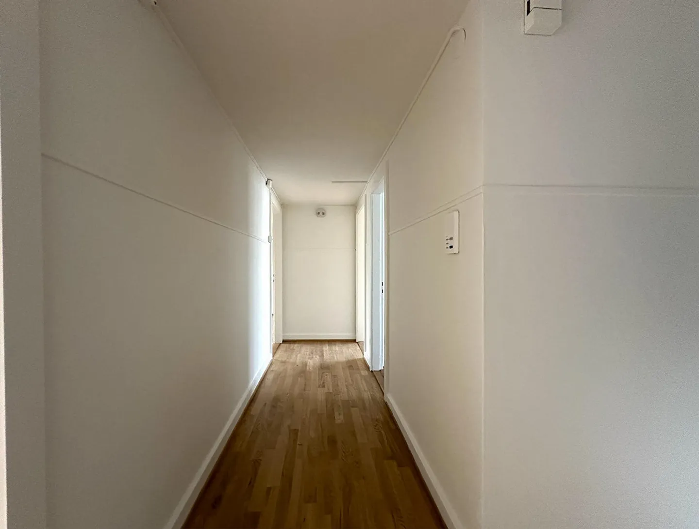 Spacious, stylishly renovated 4.5-room apartment with fireplace - Photo 13 of 18