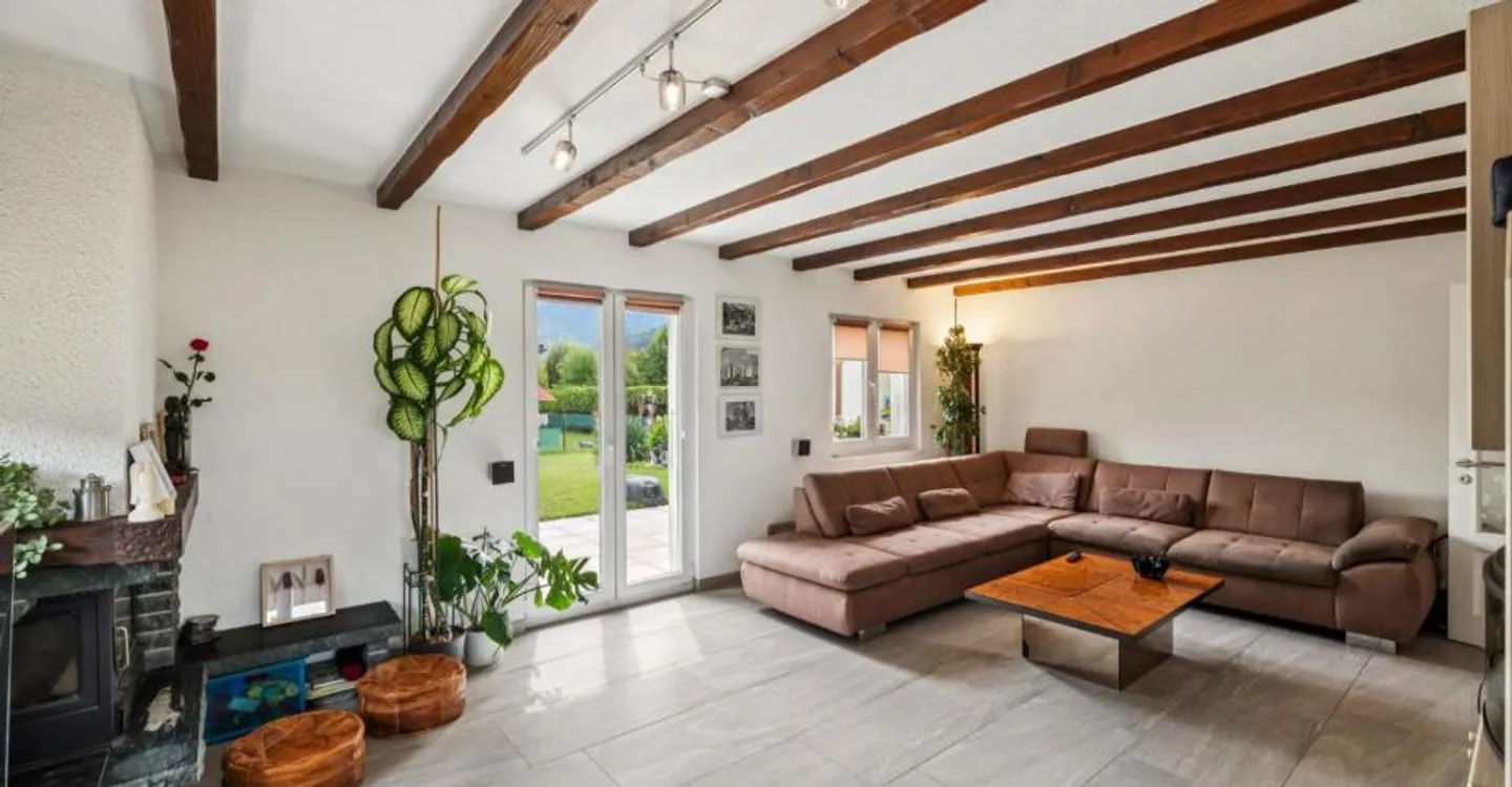 Familienhaus im Herzen einer großzügigen grünen Umgebung - Foto 7 von 13