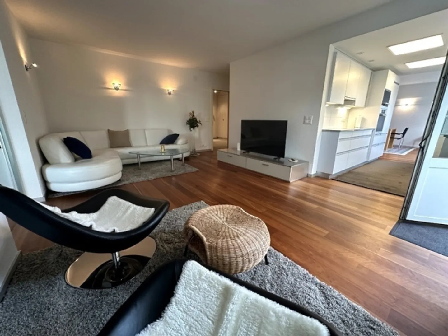 APPARTEMENT 3½ PIÈCES À ITTIGEN (BE), MEUBLÉ, TEMPORAIRE - Photo 9 sur 10