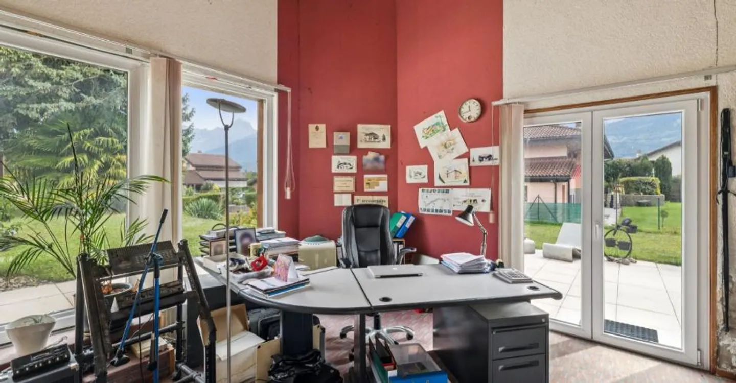 Familienhaus im Herzen einer großzügigen grünen Umgebung - Foto 12 von 13
