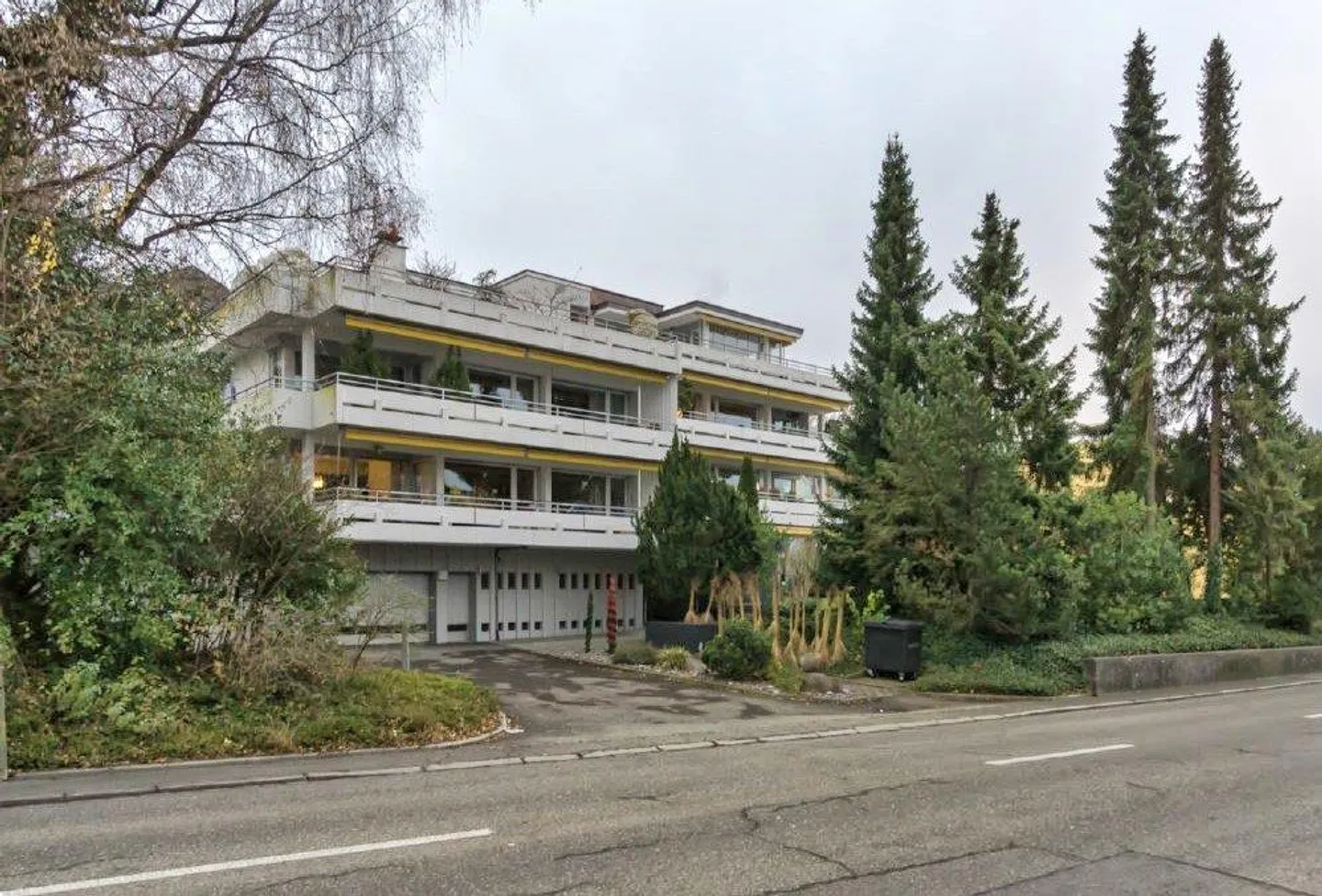 Parking space for rent in Zollikon - Photo 1 of 2