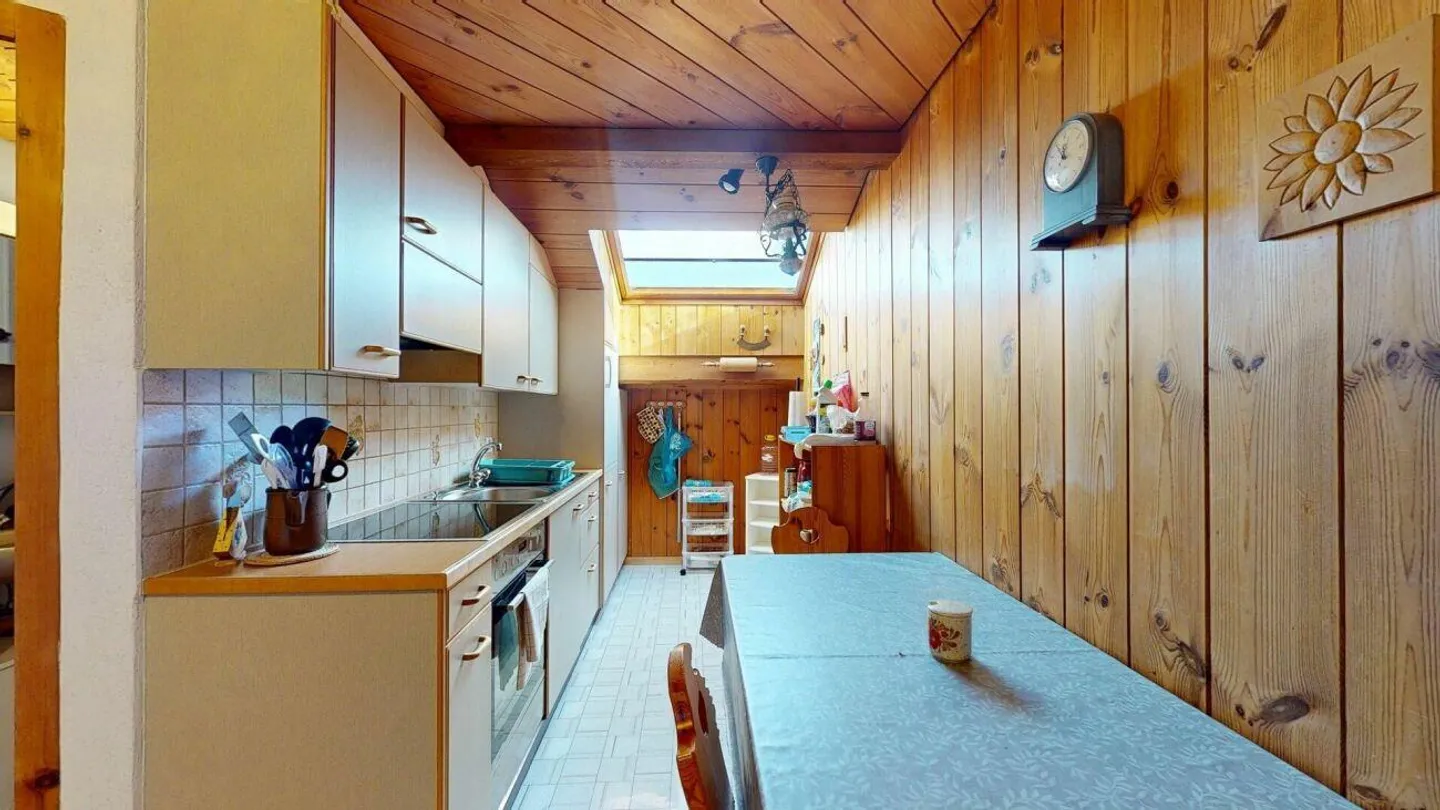 Casa plurifamiliare con 3 appartamenti - Foto 13 di 17