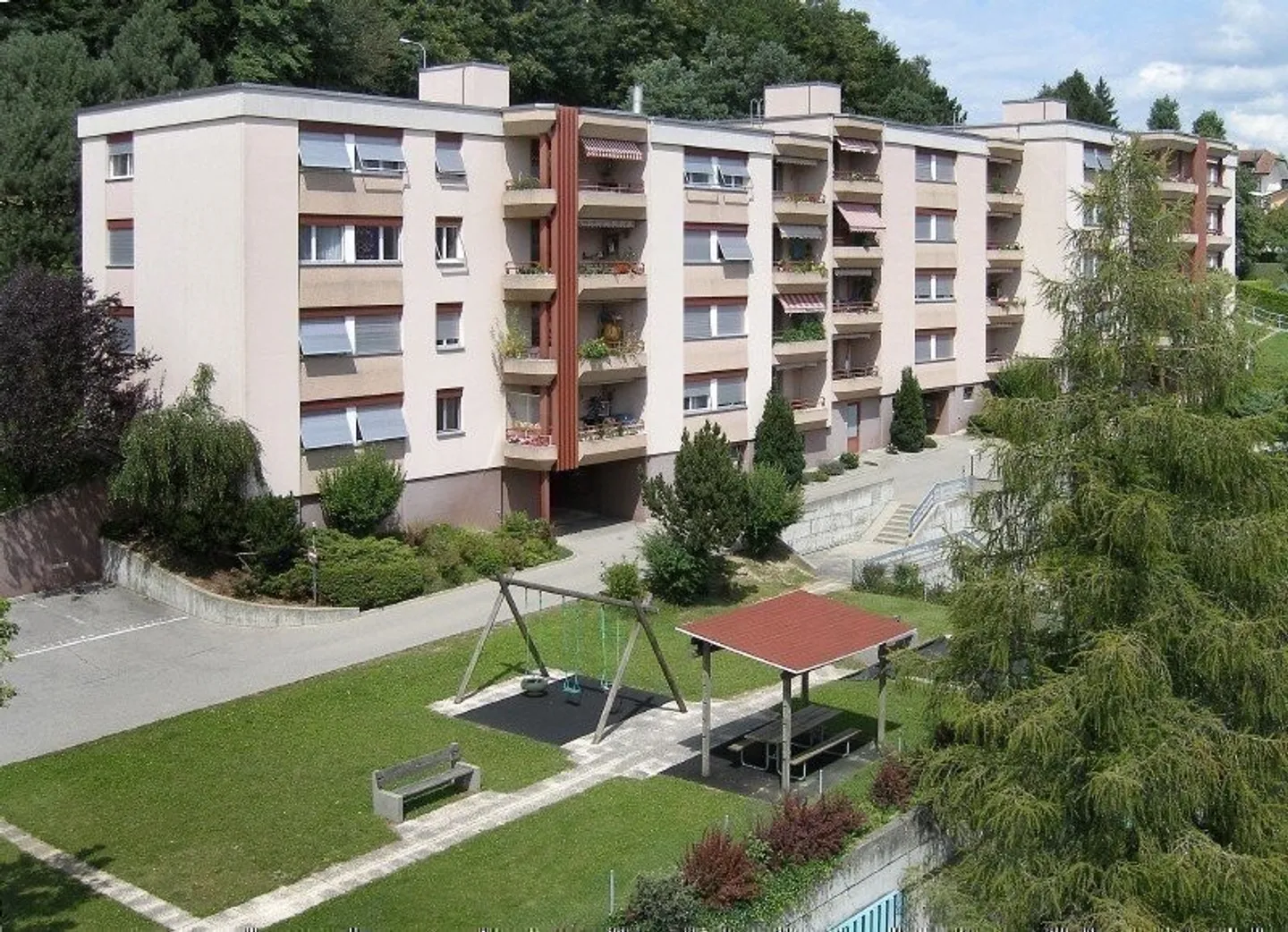 Votre nouveau logement facilite vos déplacements - Photo 2 sur 10