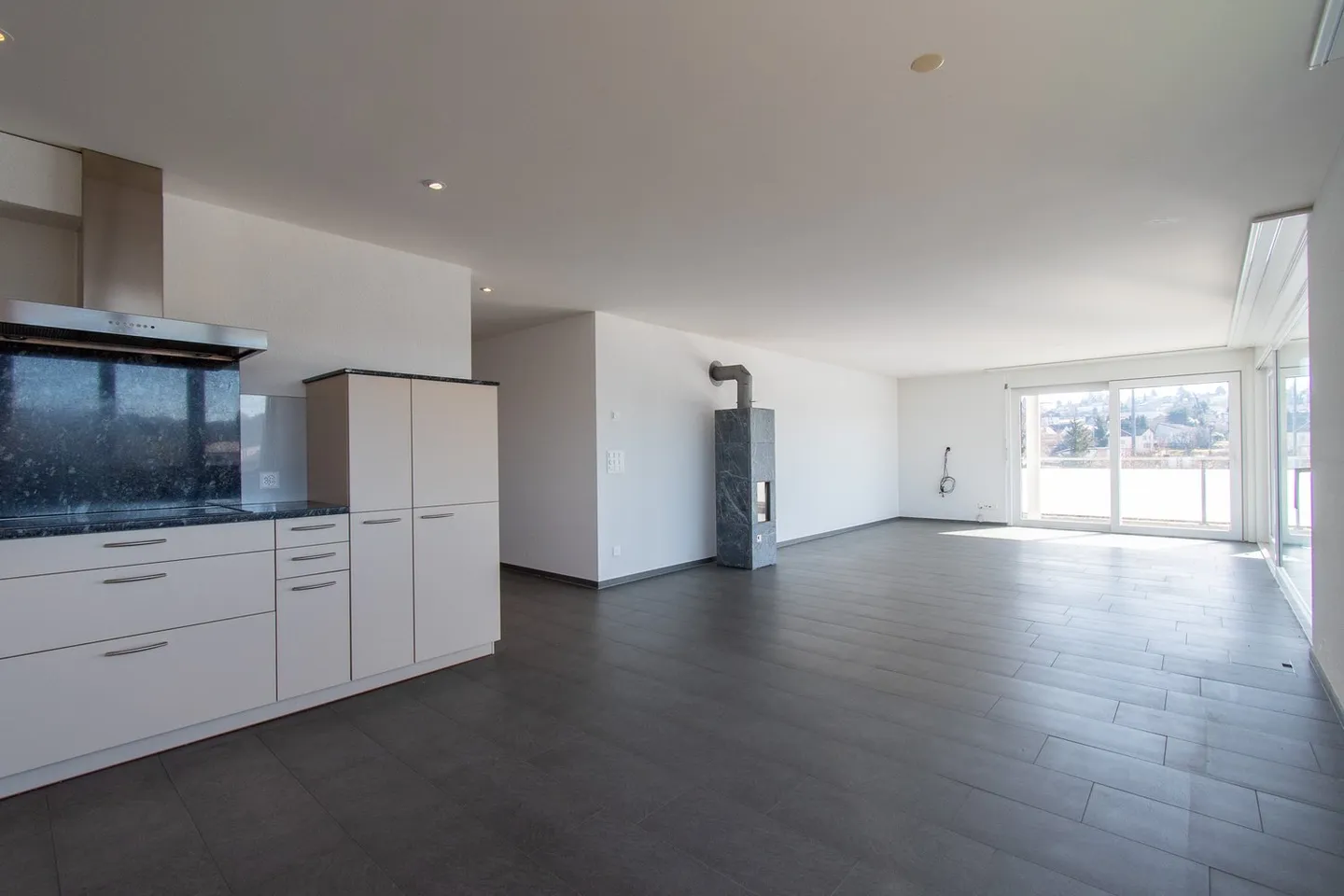 Grosszügige und helle 4.5 Zimmer-Wohnung mit Balkon - Foto 5 von 22