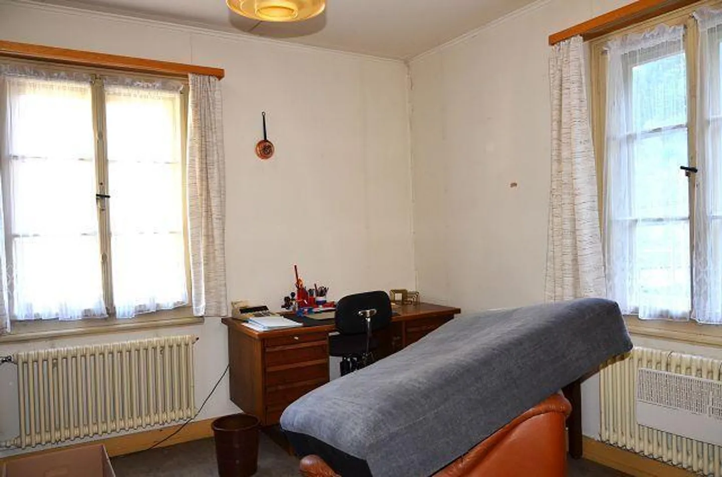 Maison plurifamiliale avec 3 appartements, également pour revenus, à rénover avec jardin... - Photo 12 sur 13