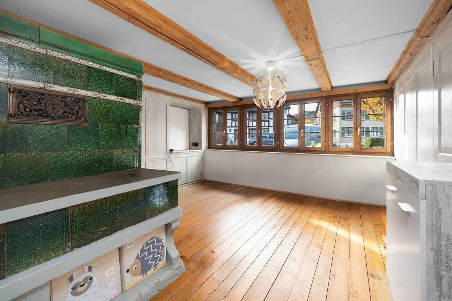 Plenty of space for your living dreams - Photo 4 of 8