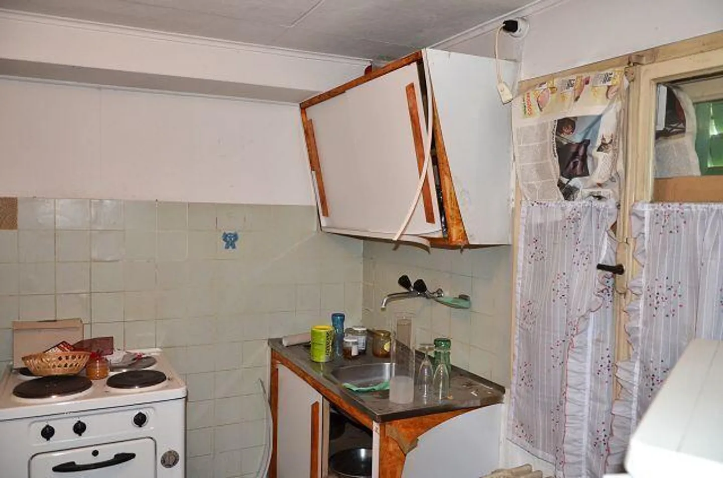 Maison plurifamiliale avec 3 appartements, également pour revenus, à rénover avec jardin... - Photo 7 sur 13