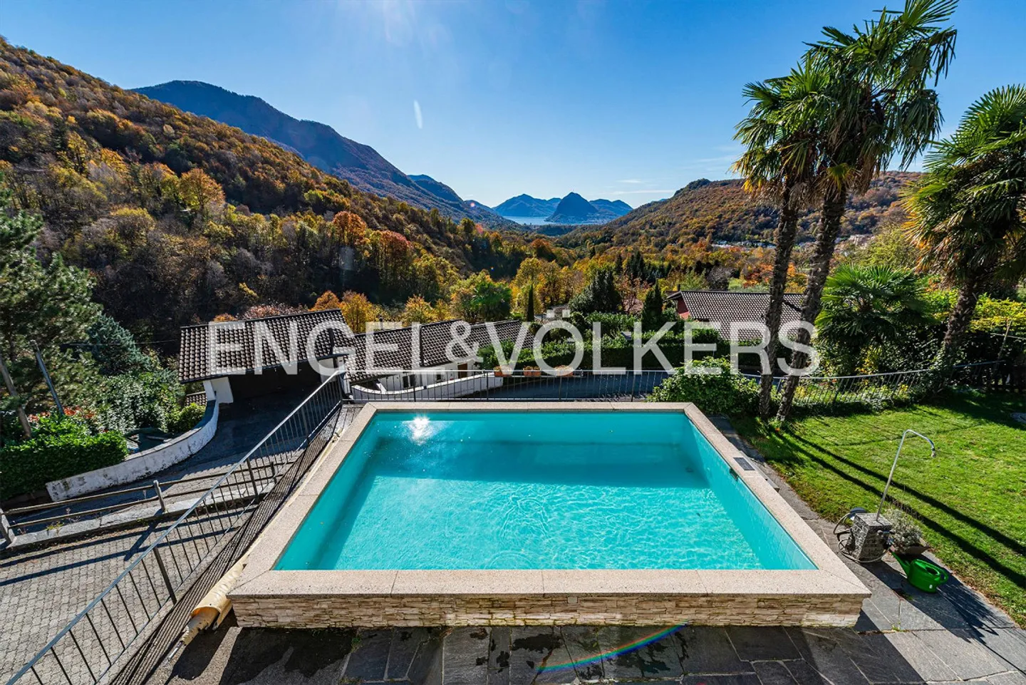 Großräumige Villa im Grünen mit viel Potential - Foto 13 von 13