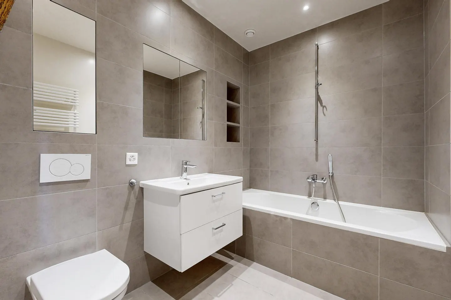 Charmant Appartement en Attique - Photo 6 sur 9
