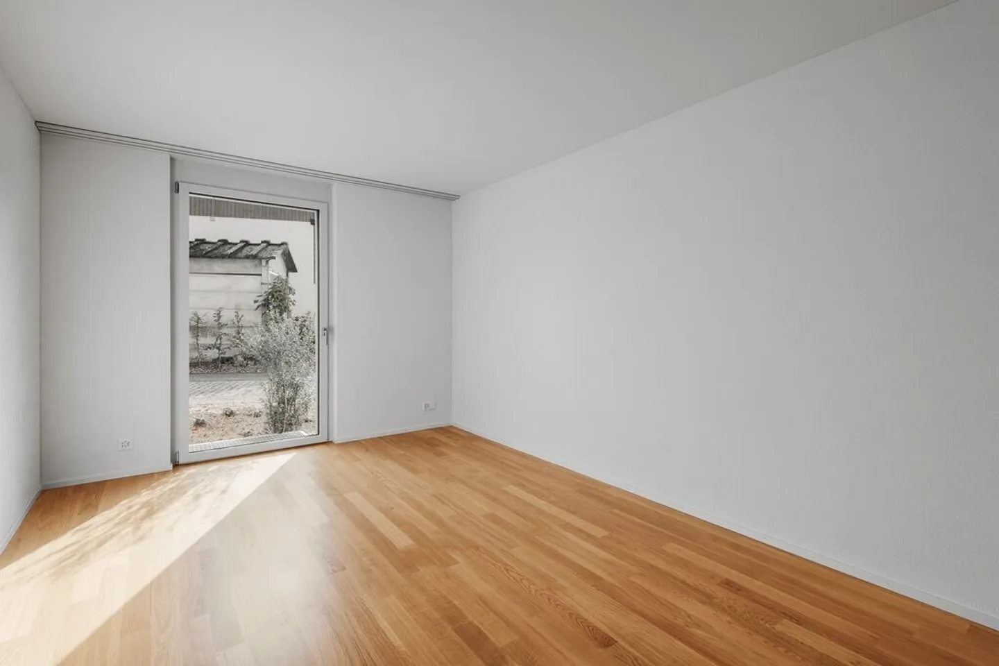 Moderne 2.5-Zimmer-Wohnung mit Balkon - Foto 5 von 5
