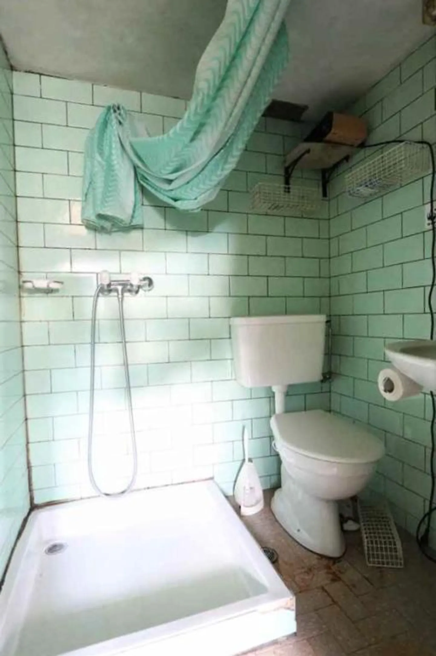 Charming Renovation Project in Certara - Photo 9 of 13