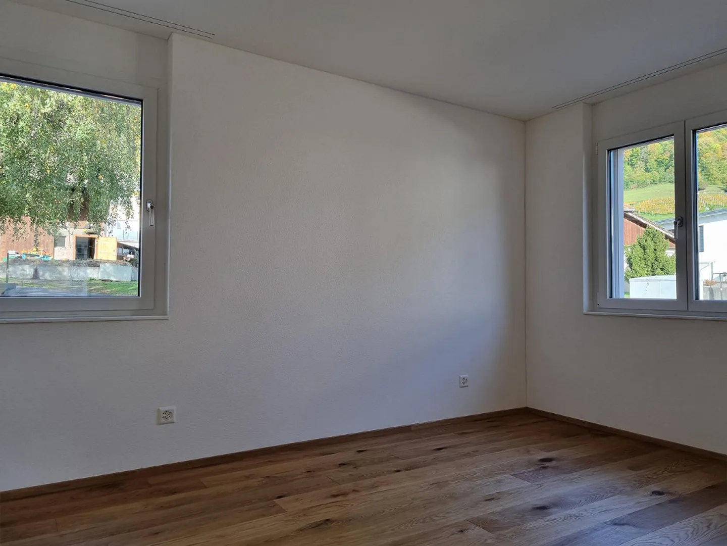 Moderne Wohnung mit grosser Terrasse - Foto 4 von 8