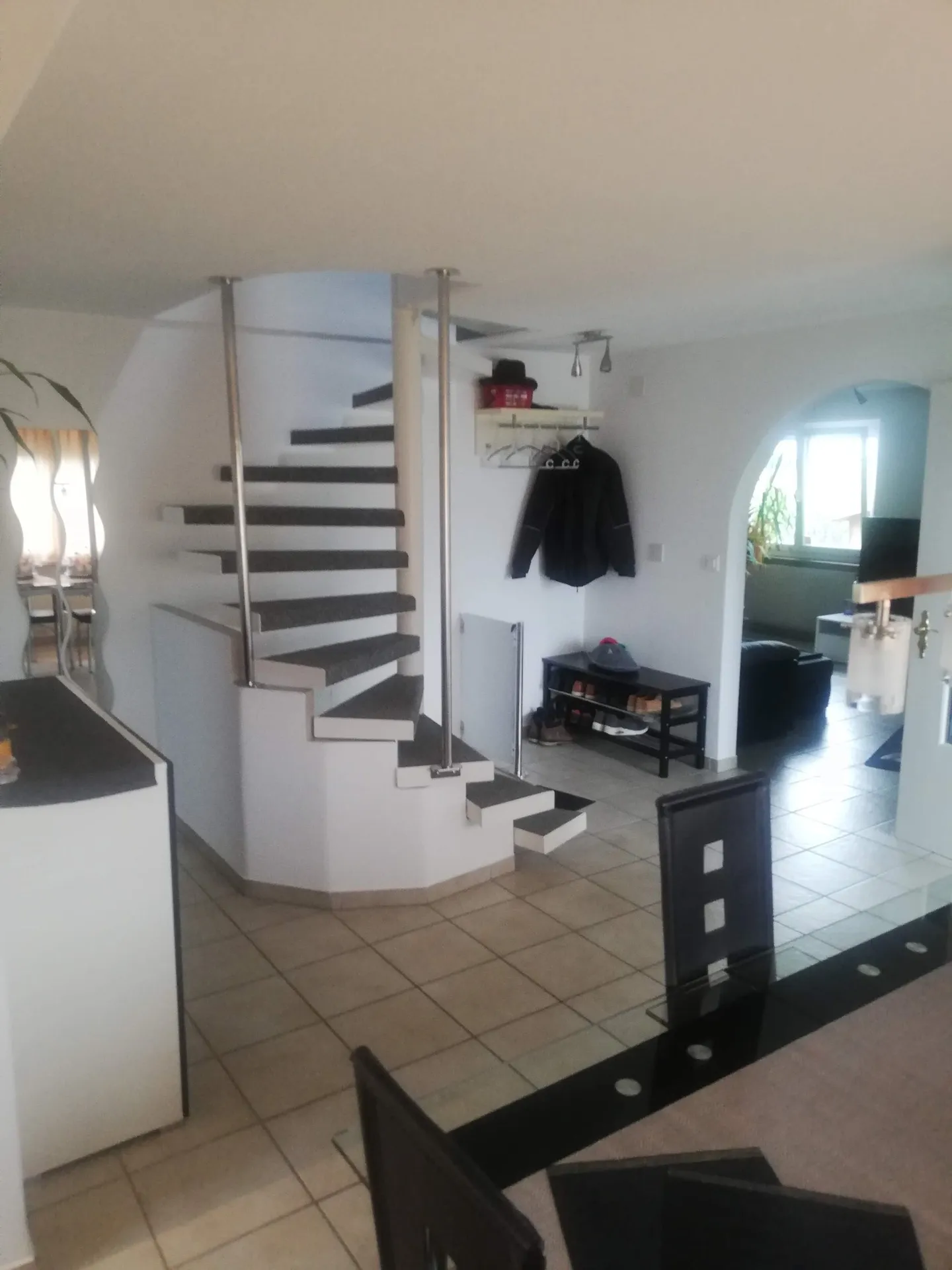 Casa bifamiliare da sogno con piscina e grande giardino a Schwadernau - Foto 8 di 15