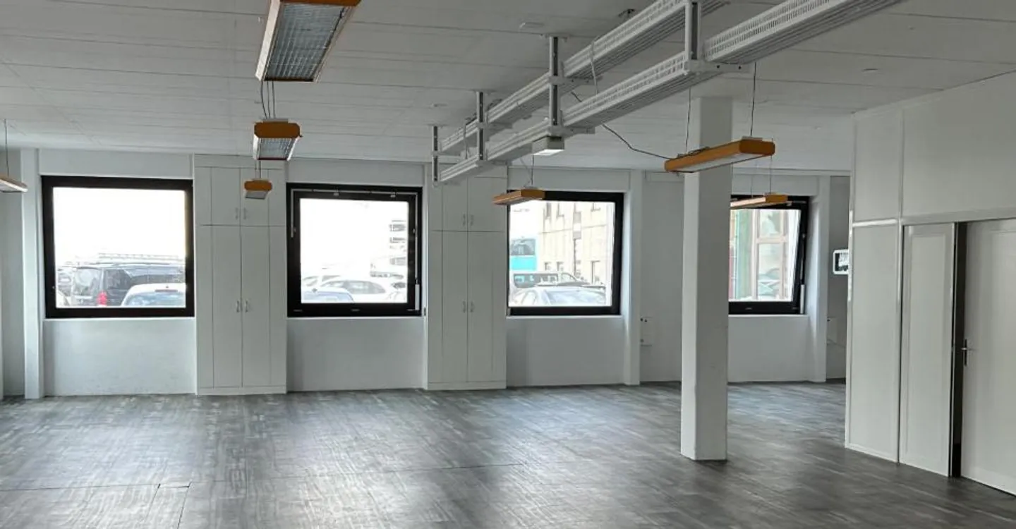 Moderne Mischnutzung in Satigny - Foto 2 von 10